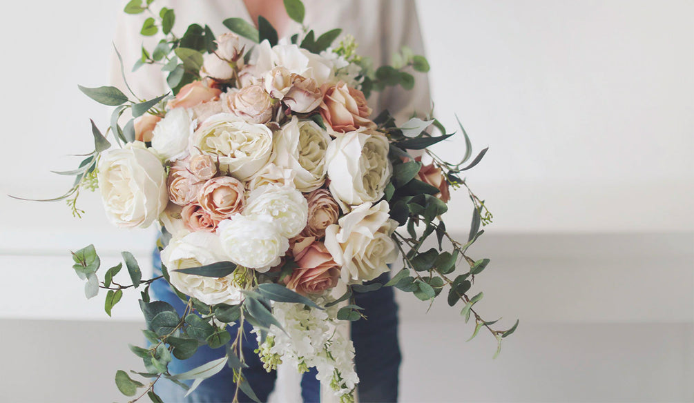 How to Make a DIY Wedding Bouquet