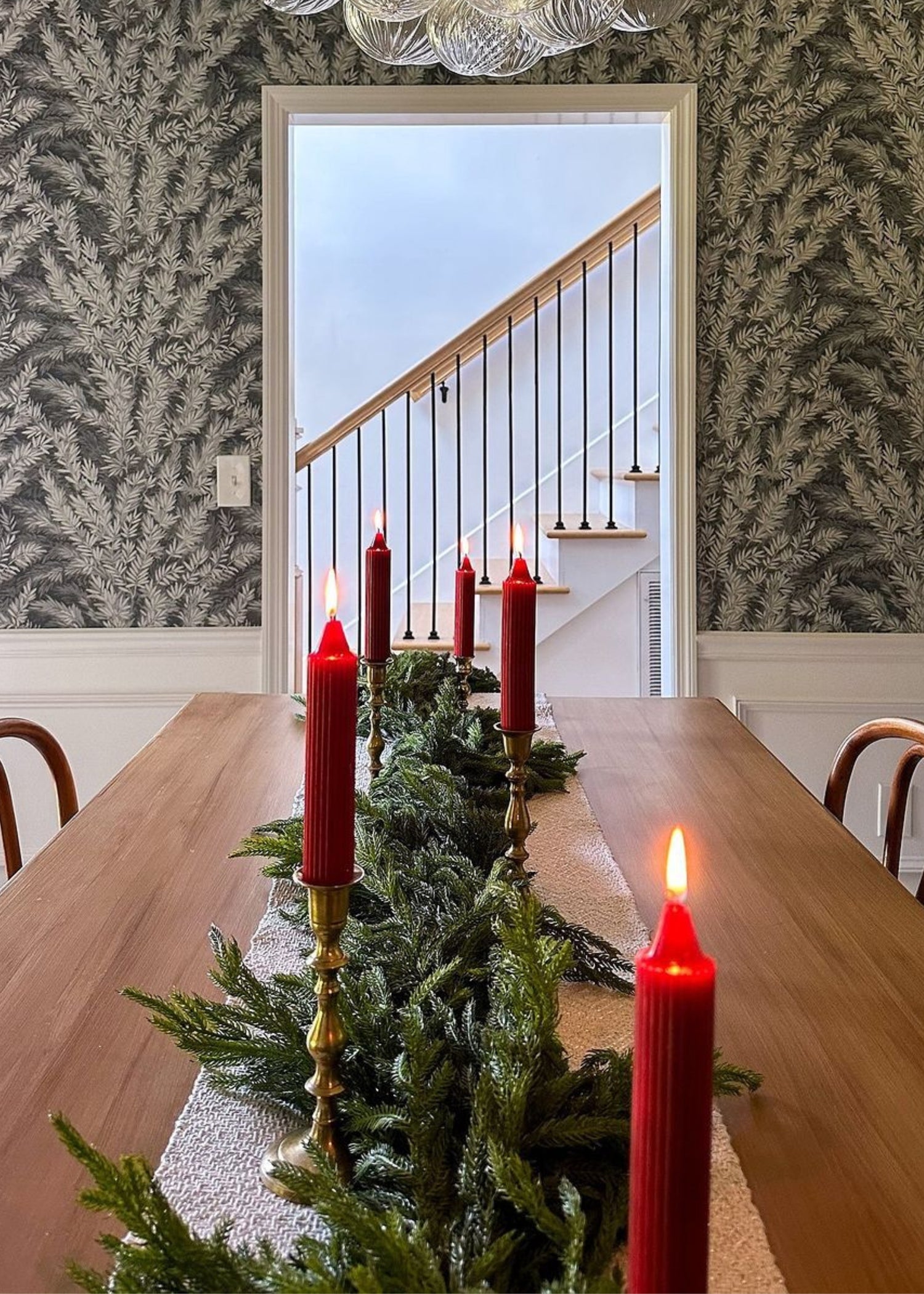 Holiday Table with Deluxe Norfolk Garland