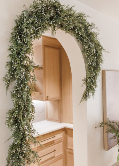 Holiday Decorating with Juniper Garland