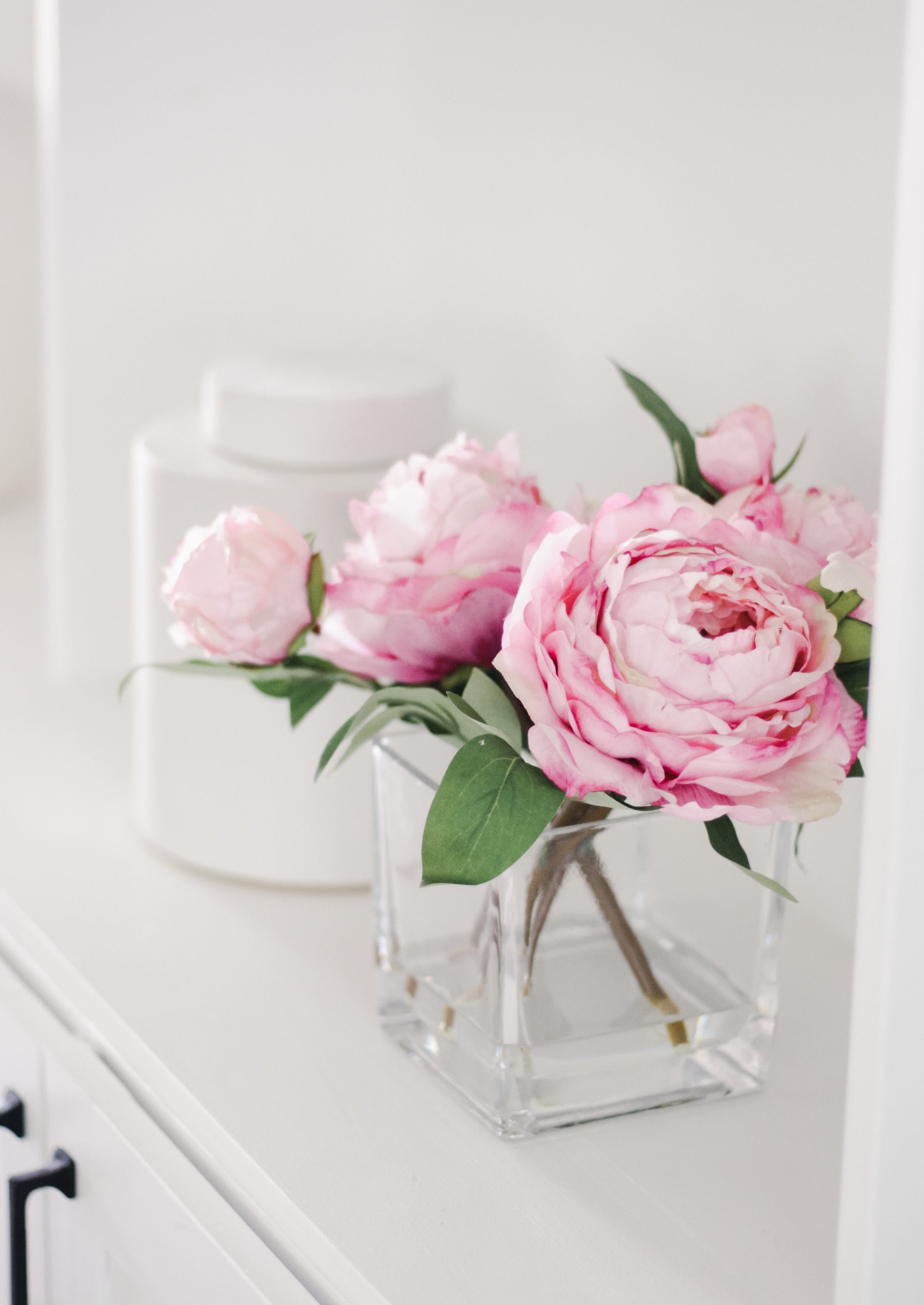 White or Pink Rose Peony Arrangement, offers Artificial Faux Centerpiece, Silk Flowers in Glass Vase for Home Decor